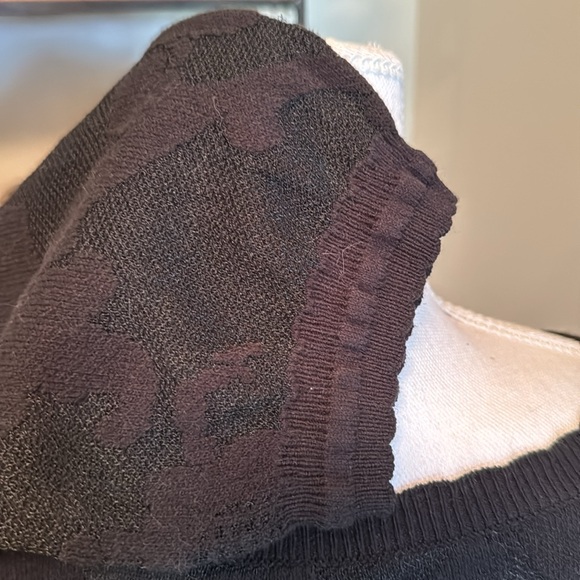 The Limited Black Crew Sweater - Picture 4 of 5